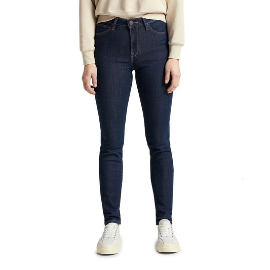 Lee Jeans – L’Indispensable Denim pour un Style Élégant et Confortable