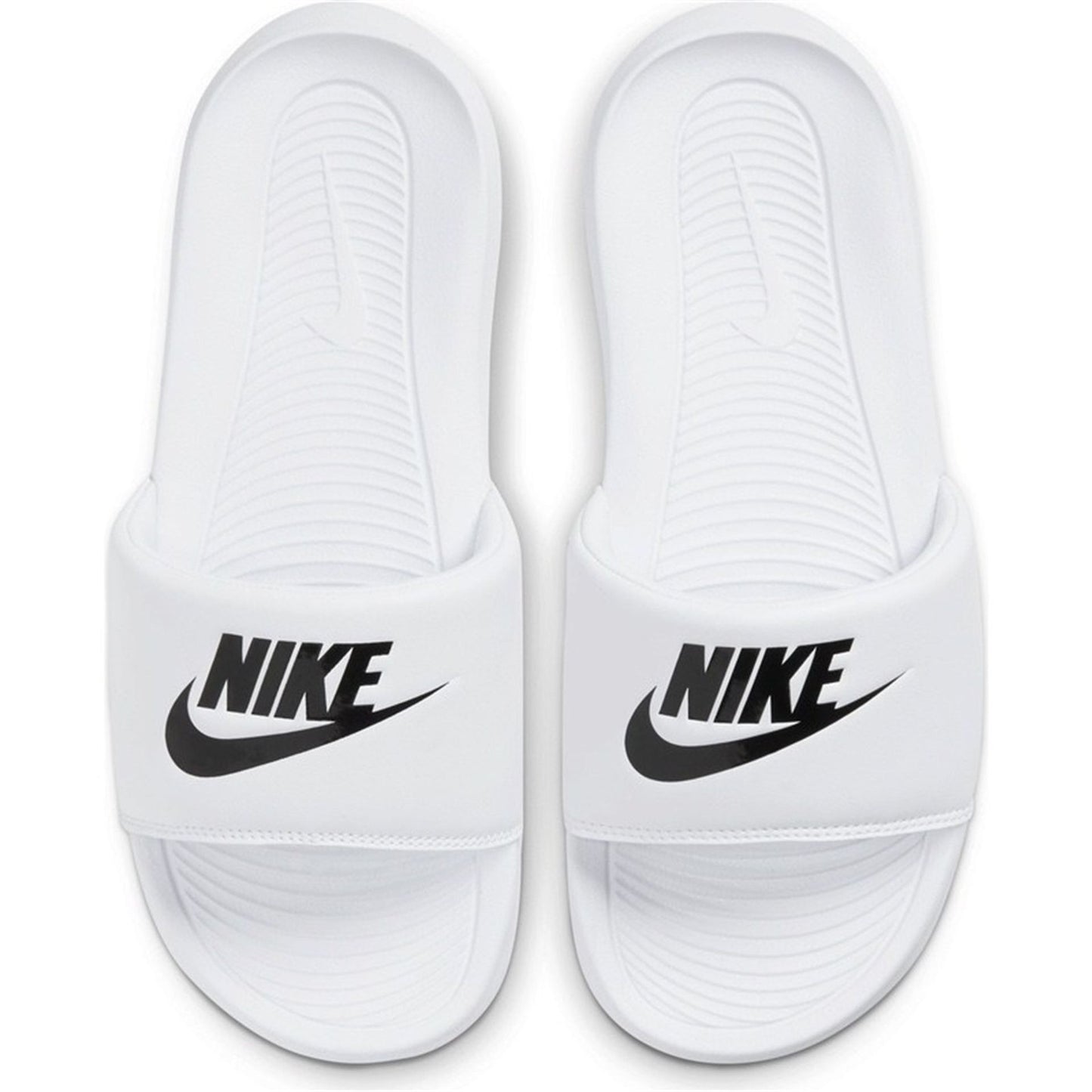 Nike Nu-pieds et Tongs